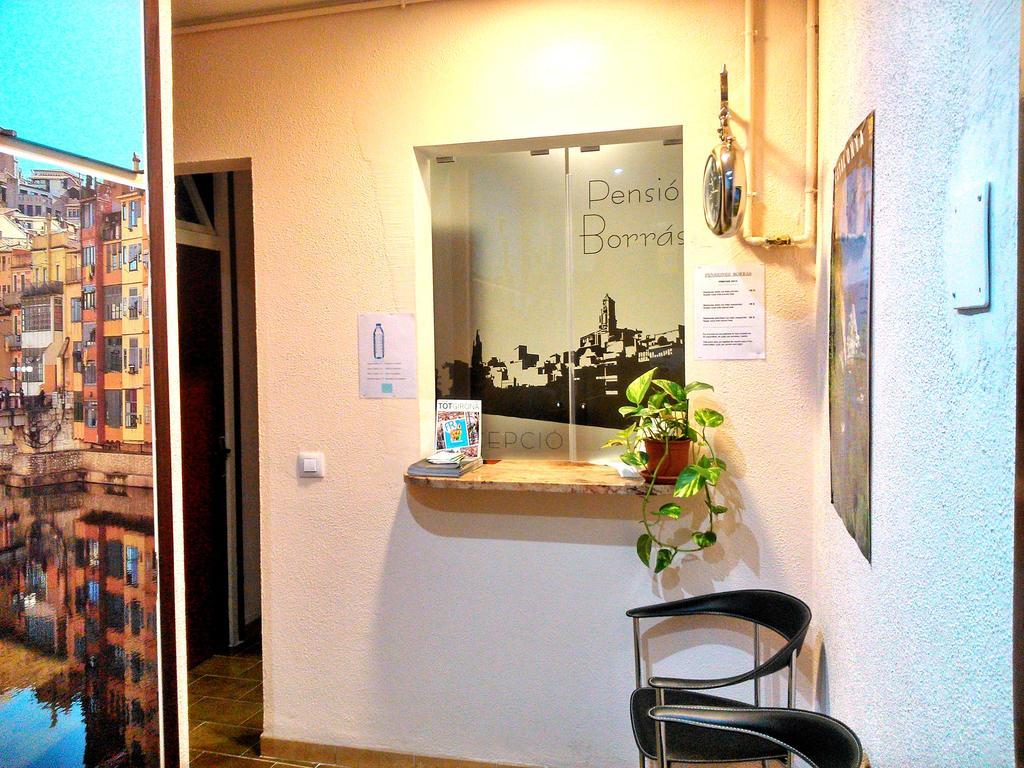 Pensión Borrás Girona Exterior foto